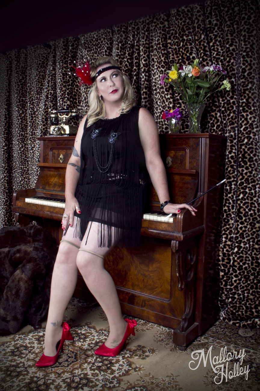 Mallory Holley Photography victorian cared piano 1920s flapper inspired photo